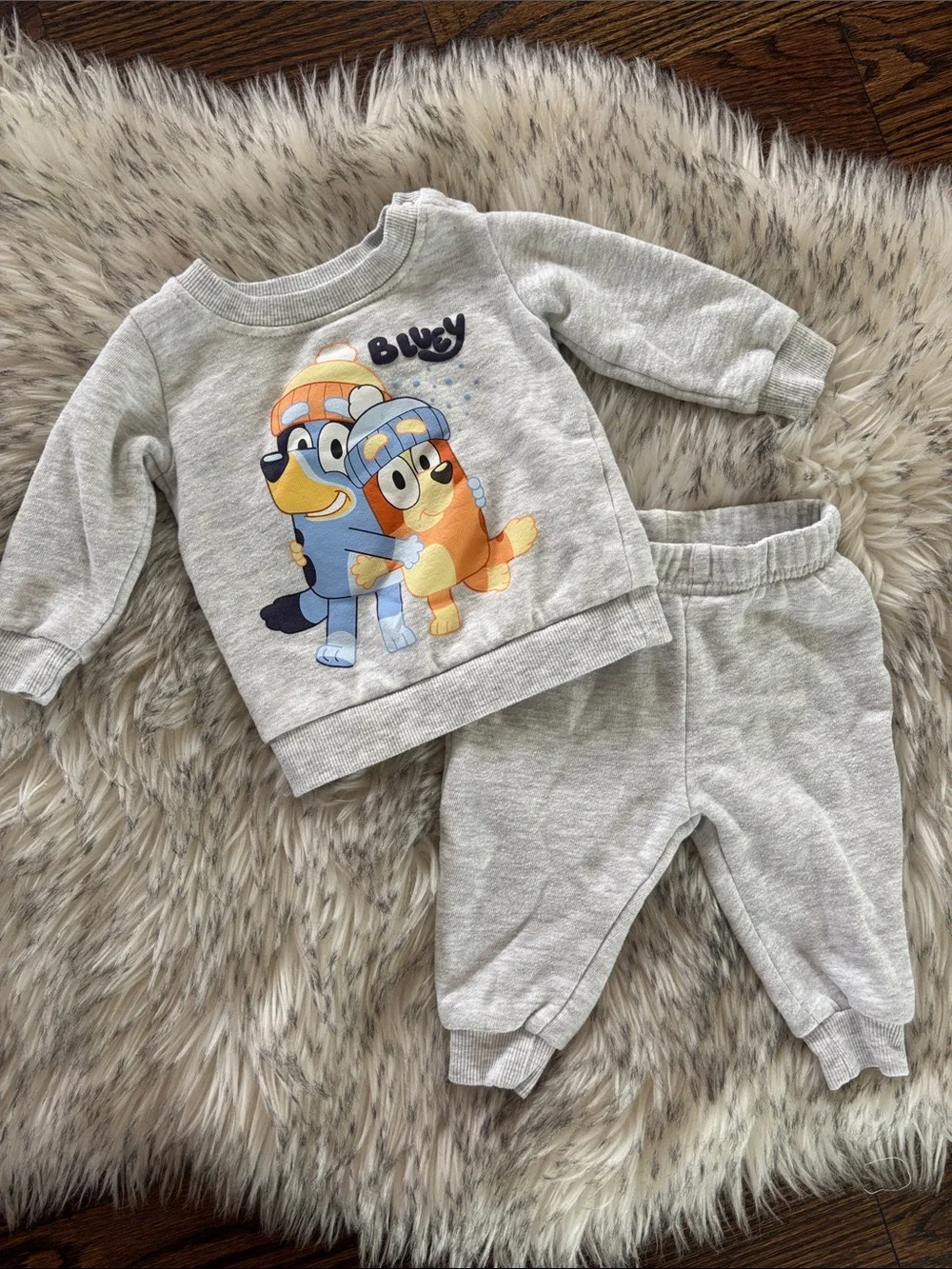 0-3M Bluey Sweatshirt & Jogger Outfit Set